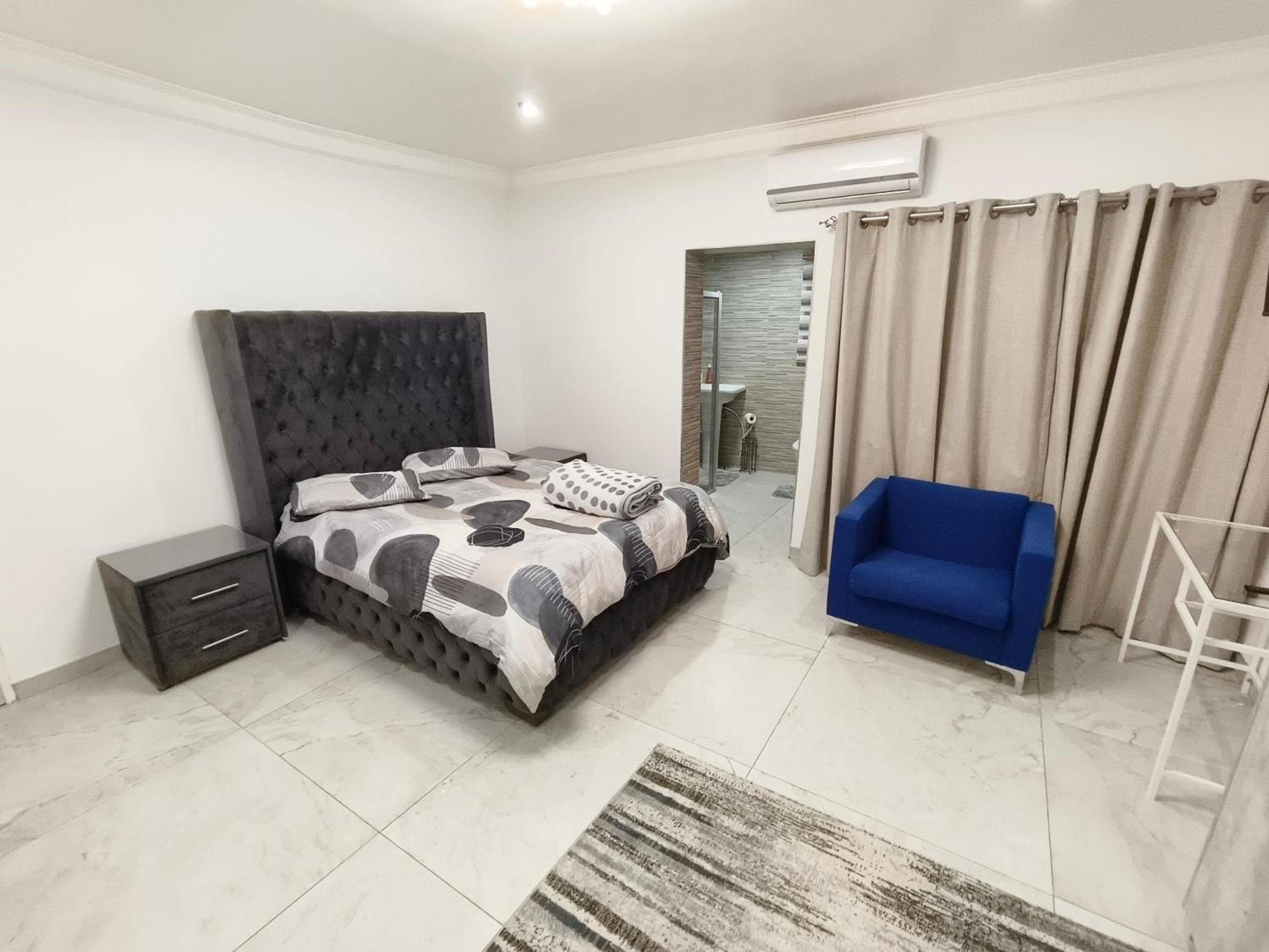 In Town Vaal Apartment เฟเรนนิงิง ภายนอก รูปภาพ